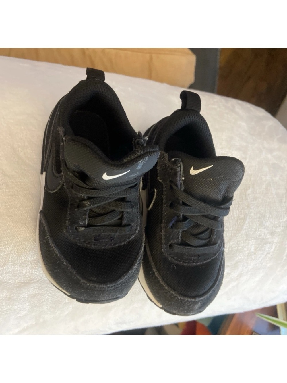 Nike Kids Black and White Low-Top Sneakers